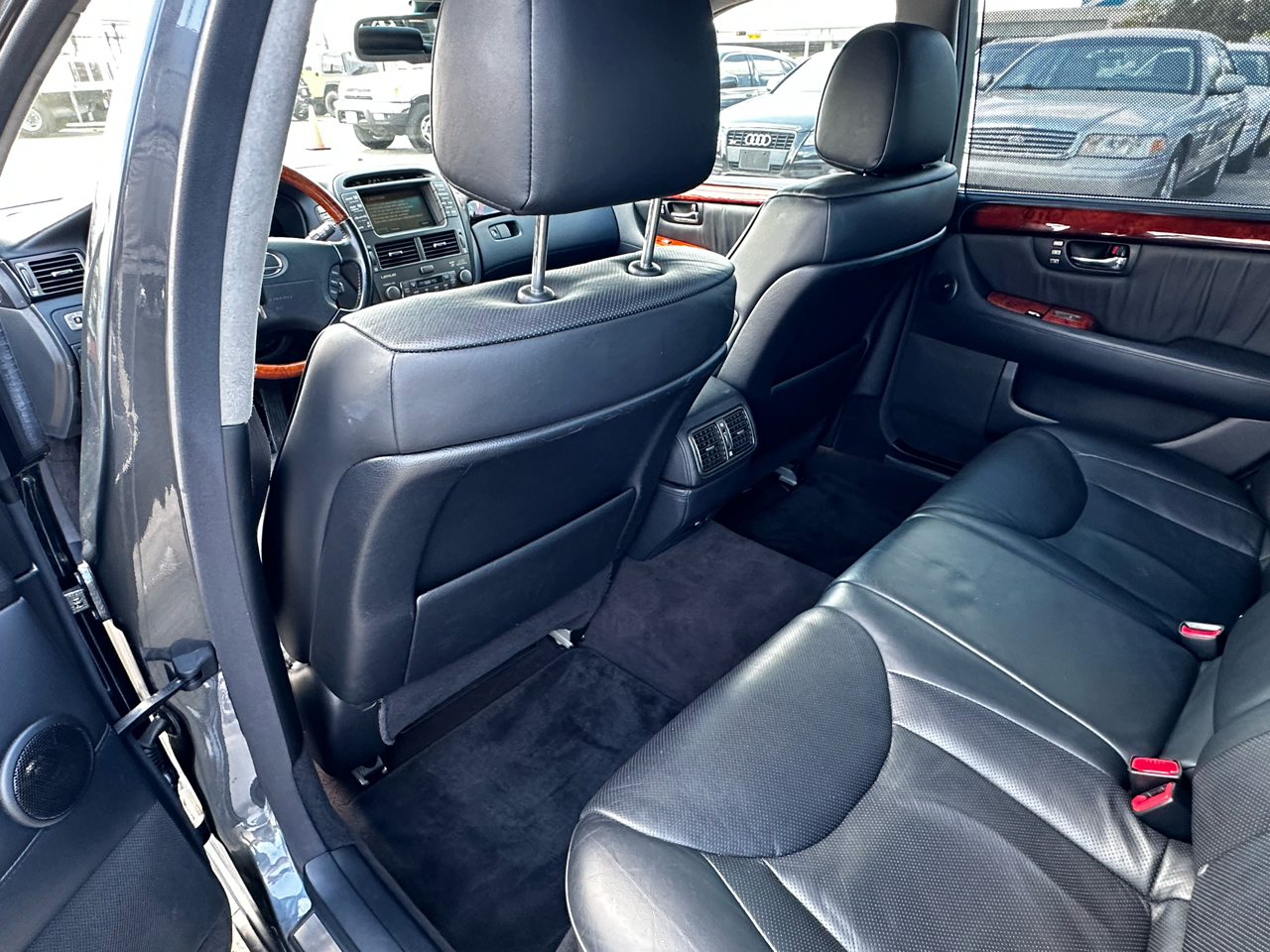 2005 Lexus LS 430 Luxury photo 43