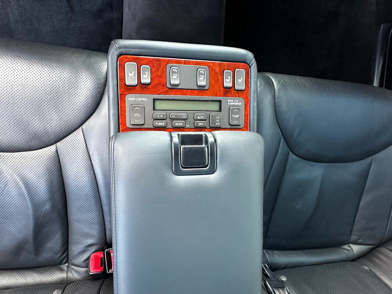 2005 Lexus LS 430 Luxury photo 47