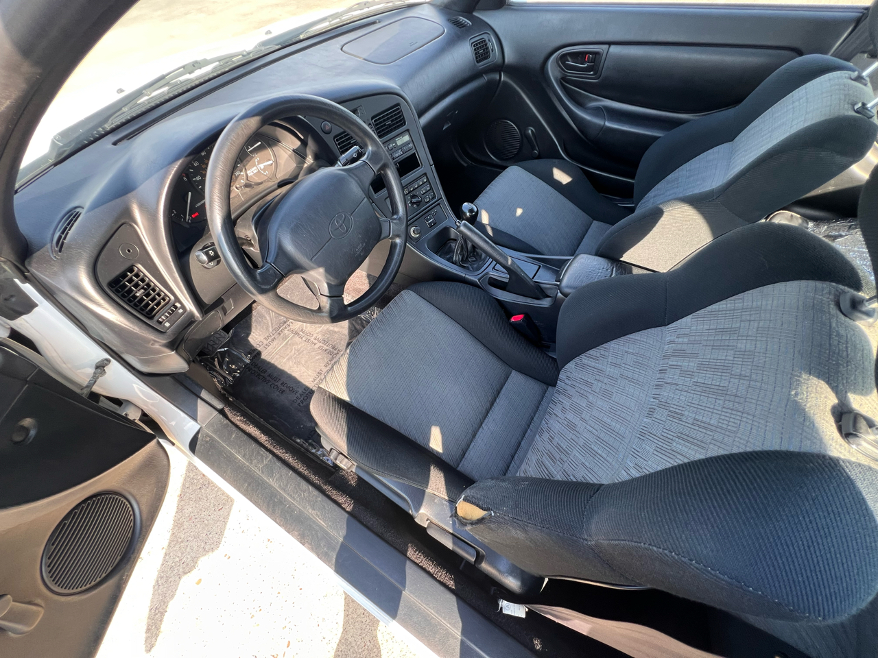 1994 Toyota Celica ST photo 22