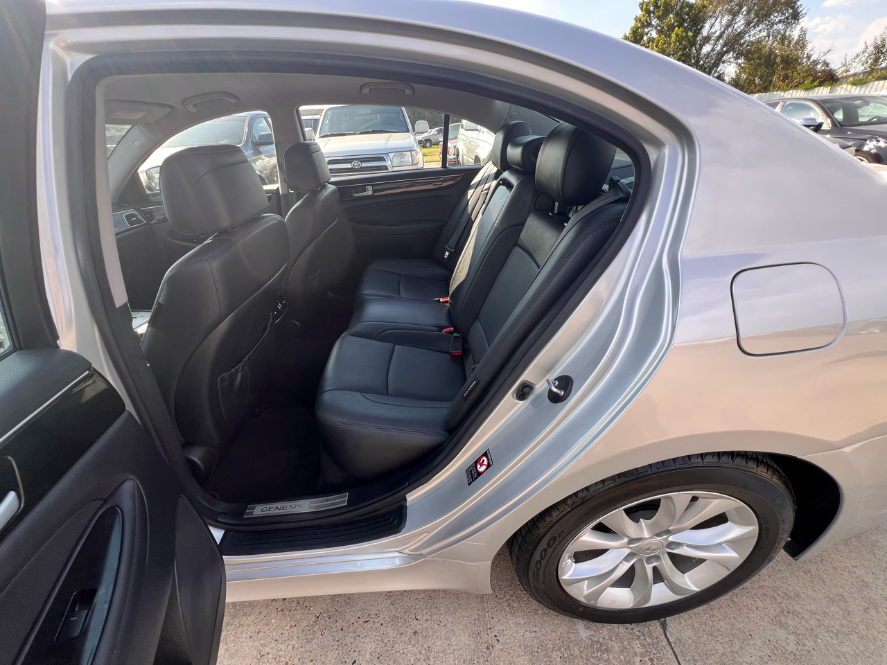 2013 Hyundai Genesis 3.8 photo 29