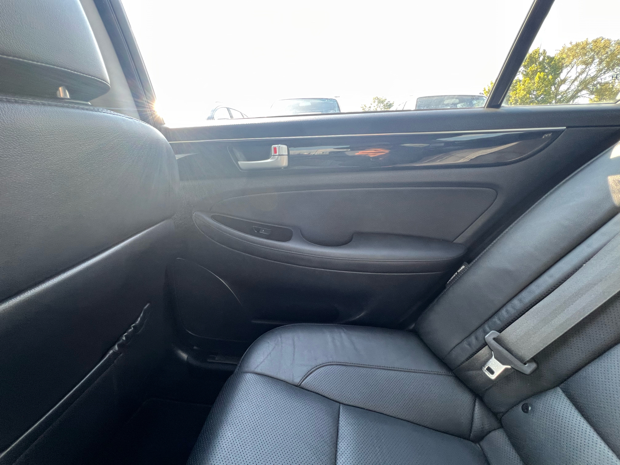 2013 Hyundai Genesis 3.8 photo 50