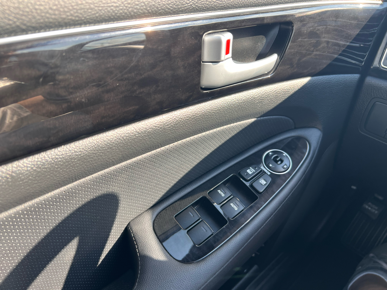 2013 Hyundai Genesis 3.8 photo 65