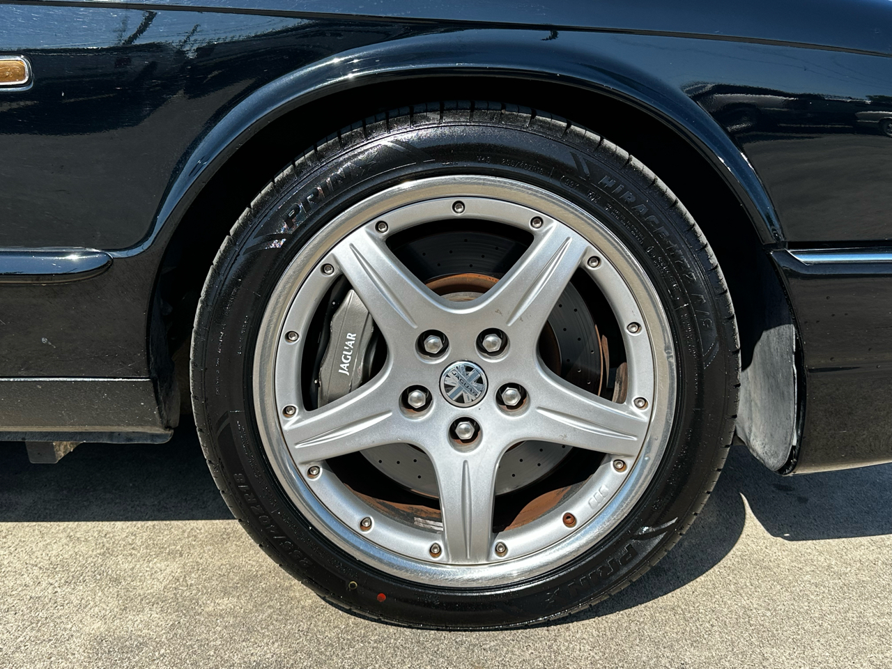2003 Jaguar XJ XJR Supercharged photo 9