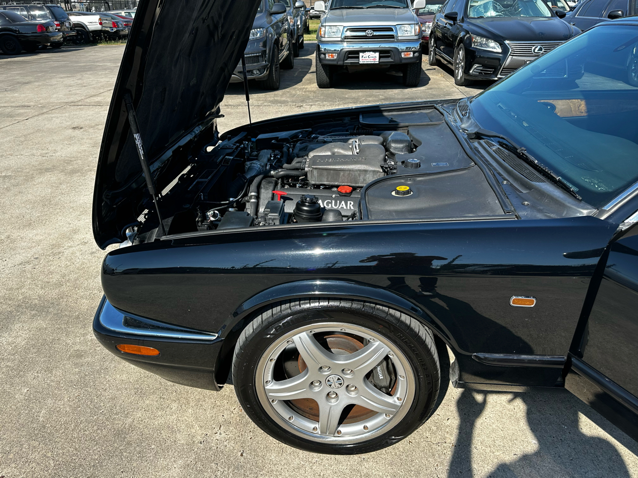 2003 Jaguar XJ XJR Supercharged photo 14