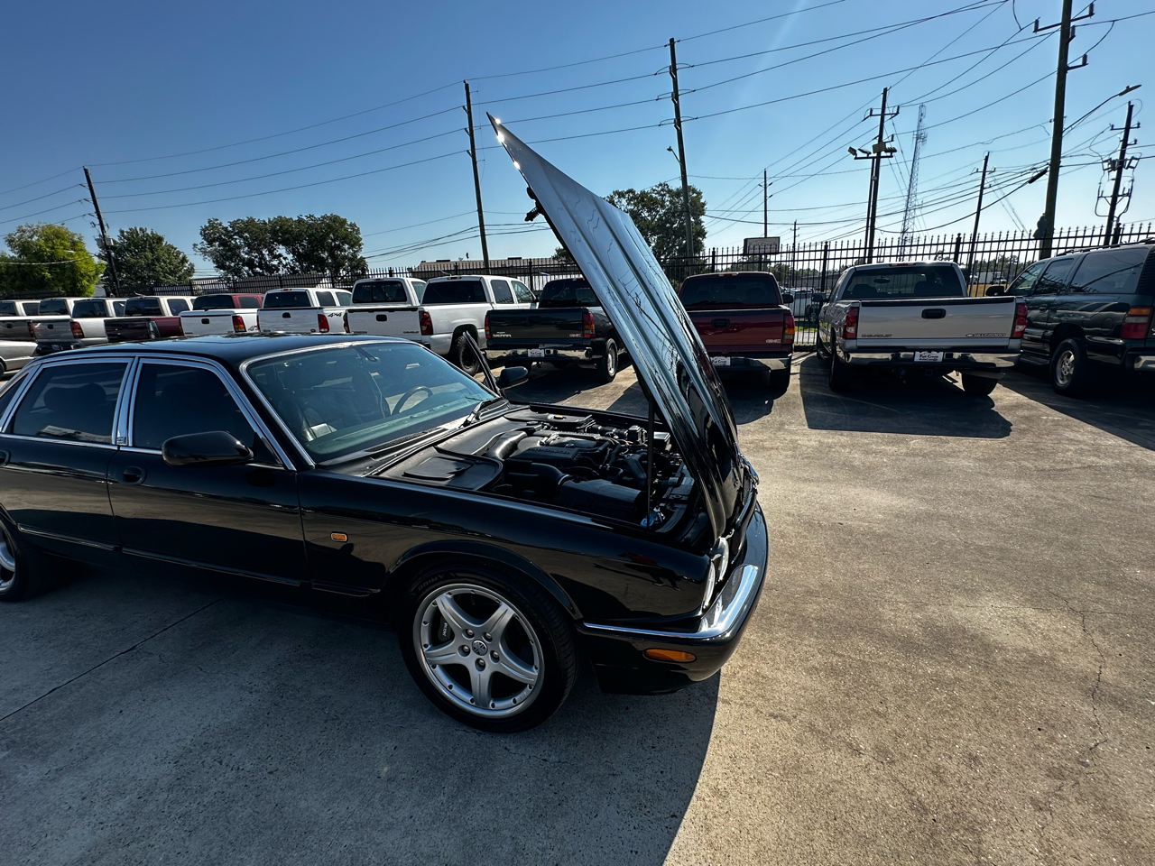 2003 Jaguar XJ XJR Supercharged photo 21