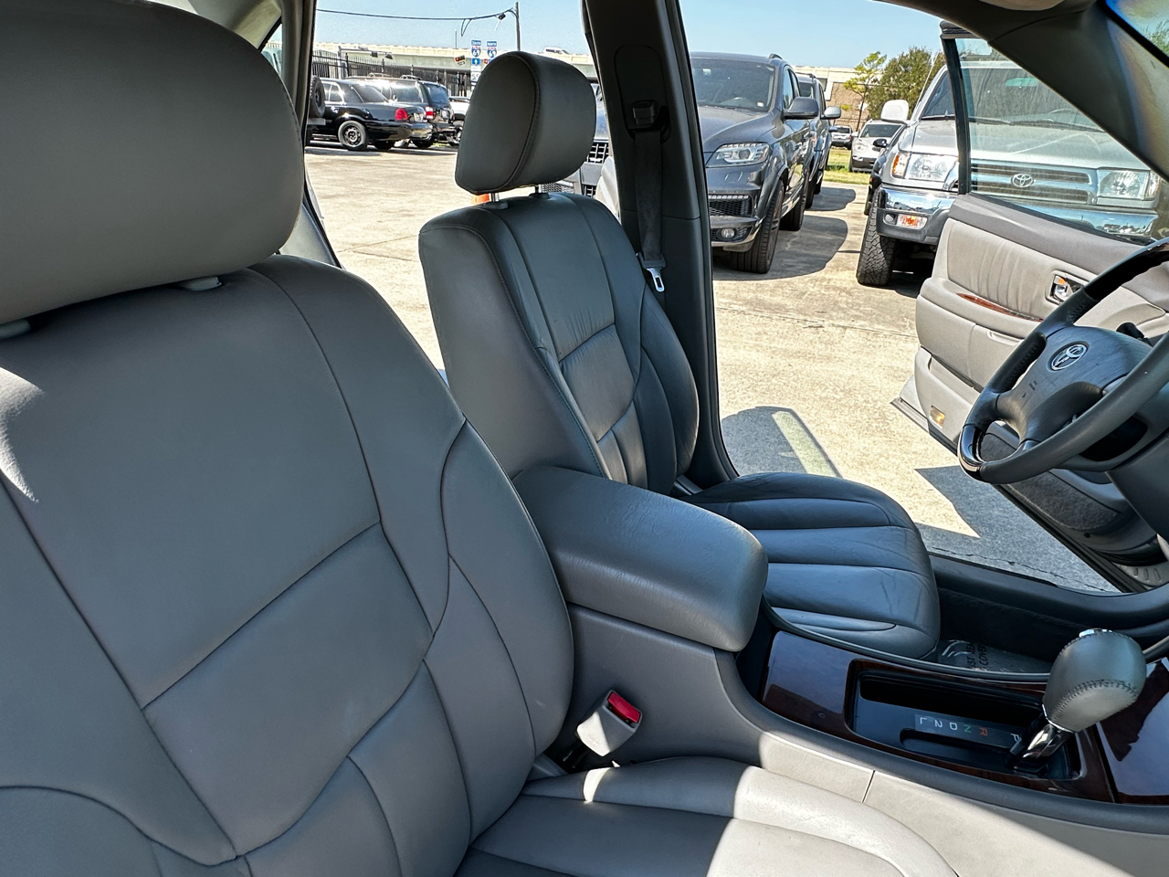 2003 Toyota Avalon XLS photo 19