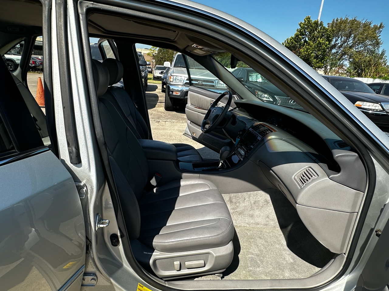 2003 Toyota Avalon XLS photo 21