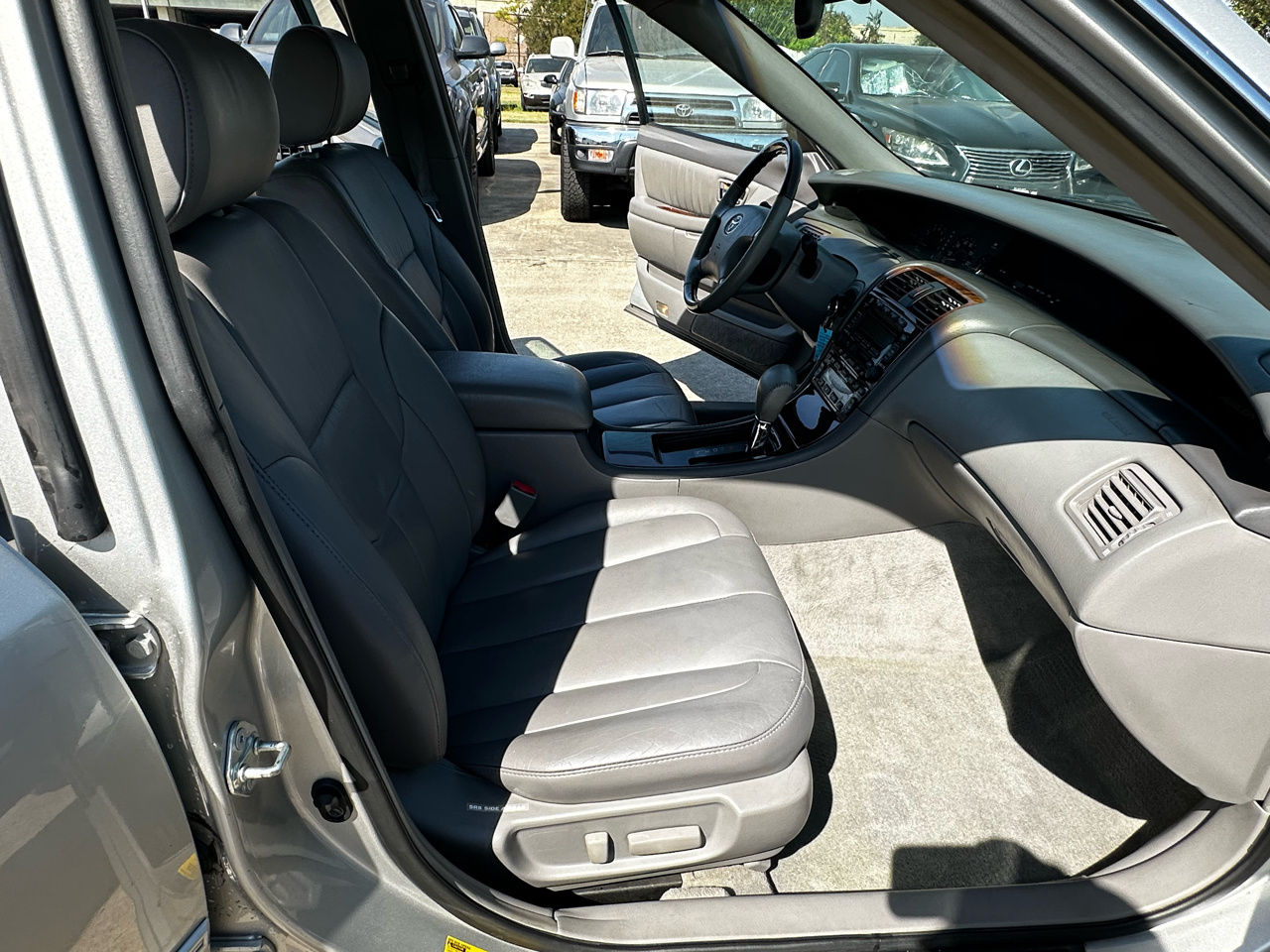 2003 Toyota Avalon XLS photo 23