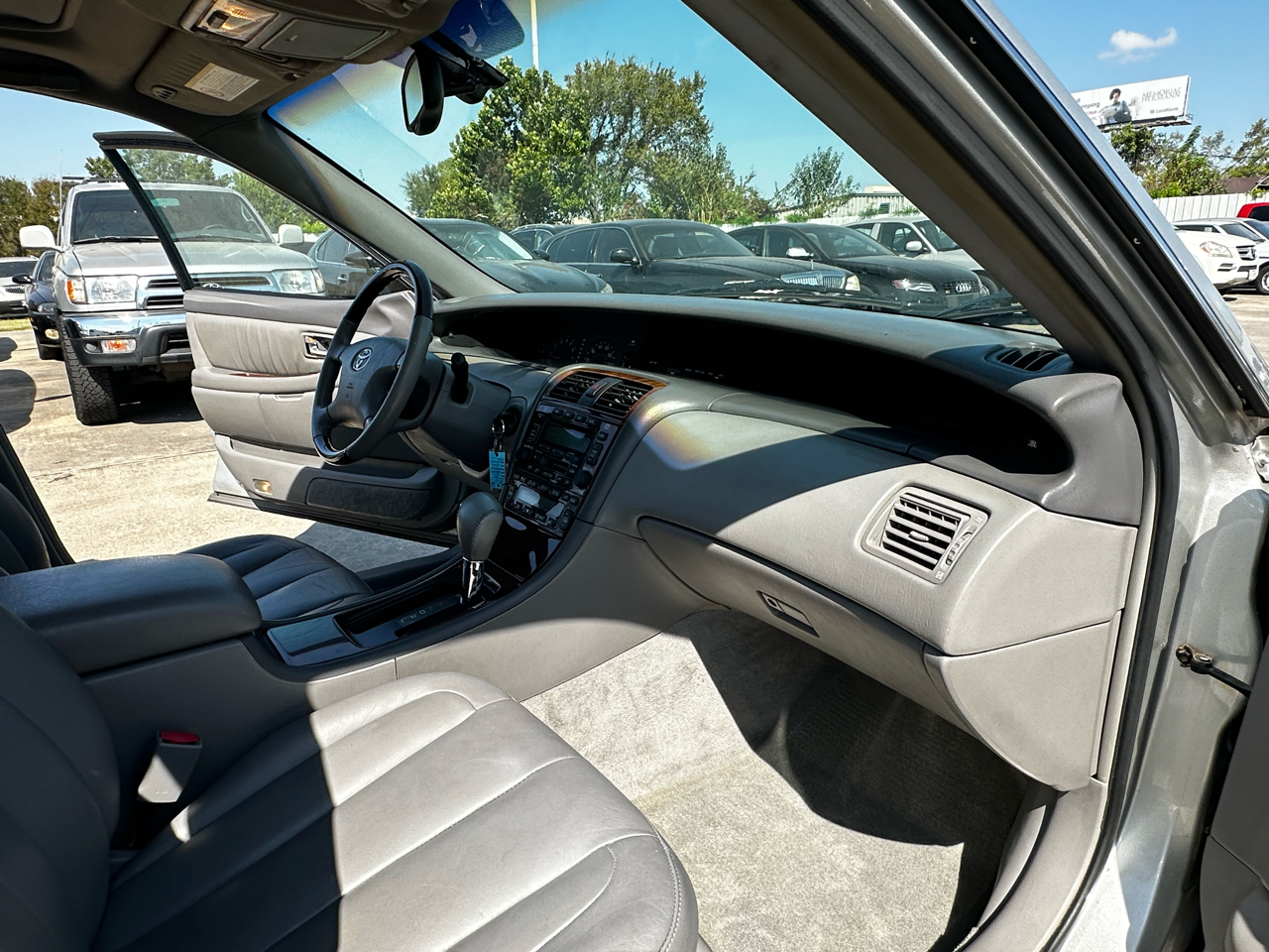 2003 Toyota Avalon XLS photo 25