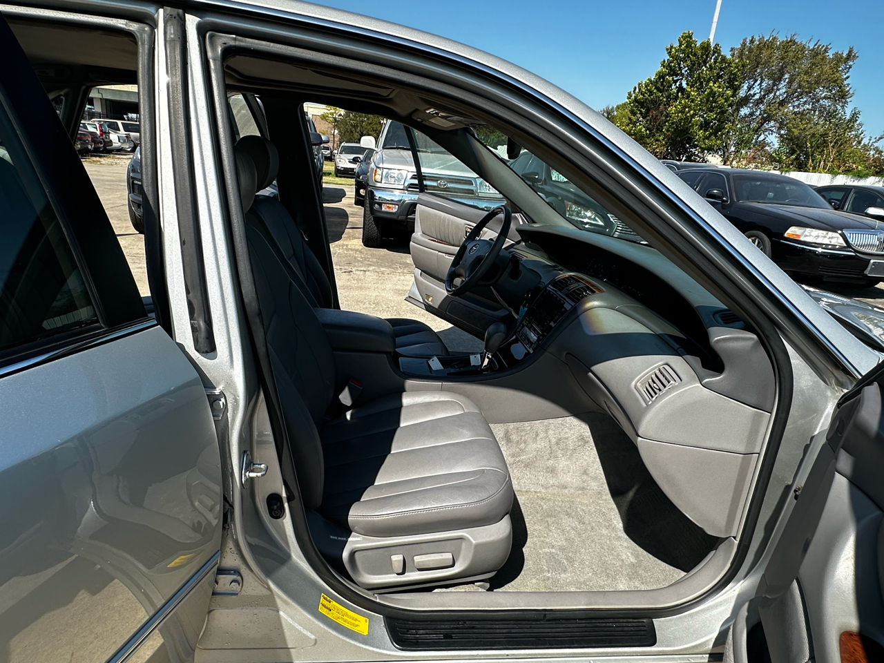 2003 Toyota Avalon XLS photo 29