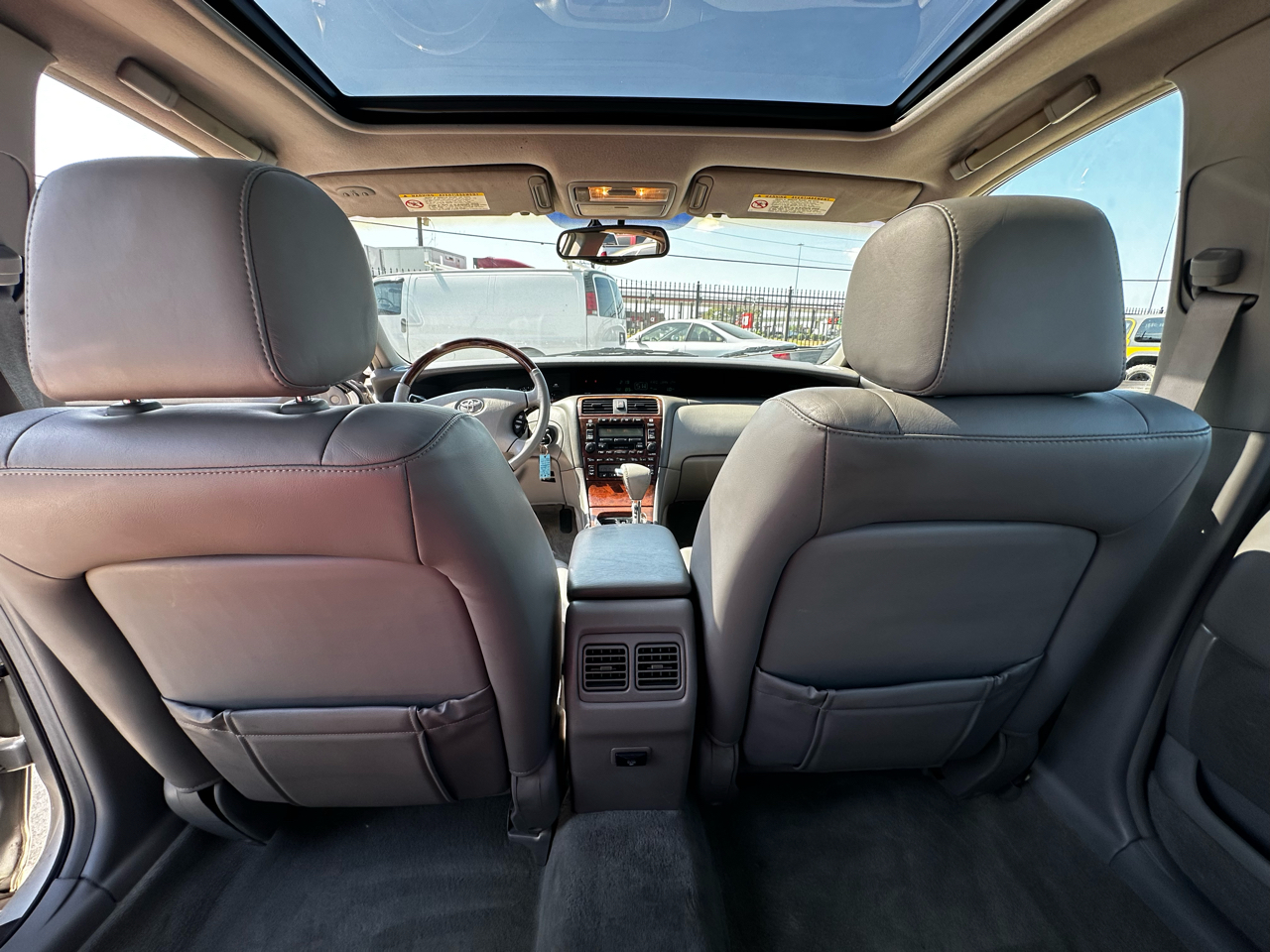 2003 Toyota Avalon XLS photo 32