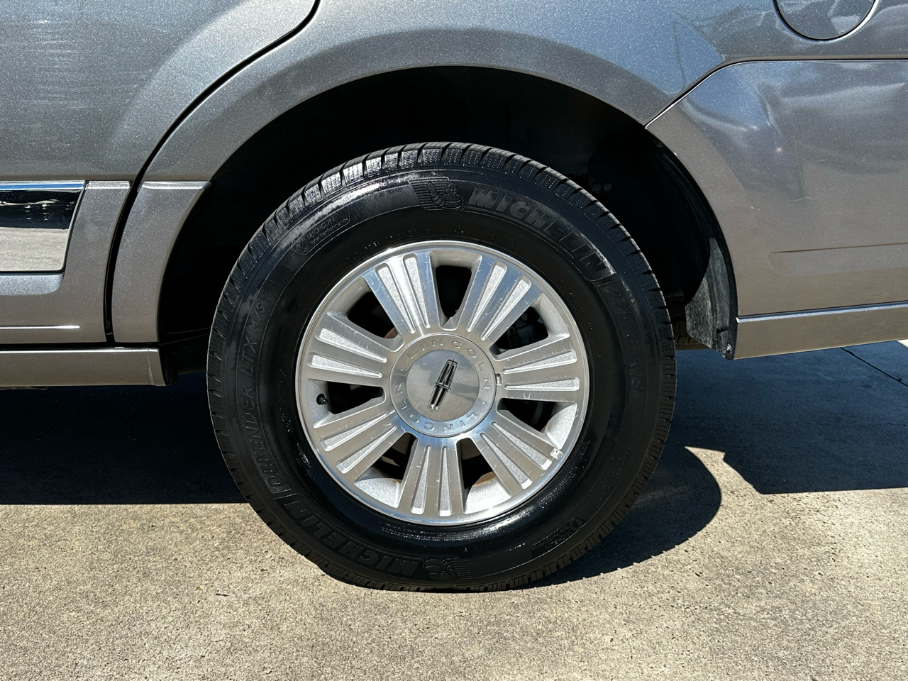 Lincoln Navigator 2WD 2012