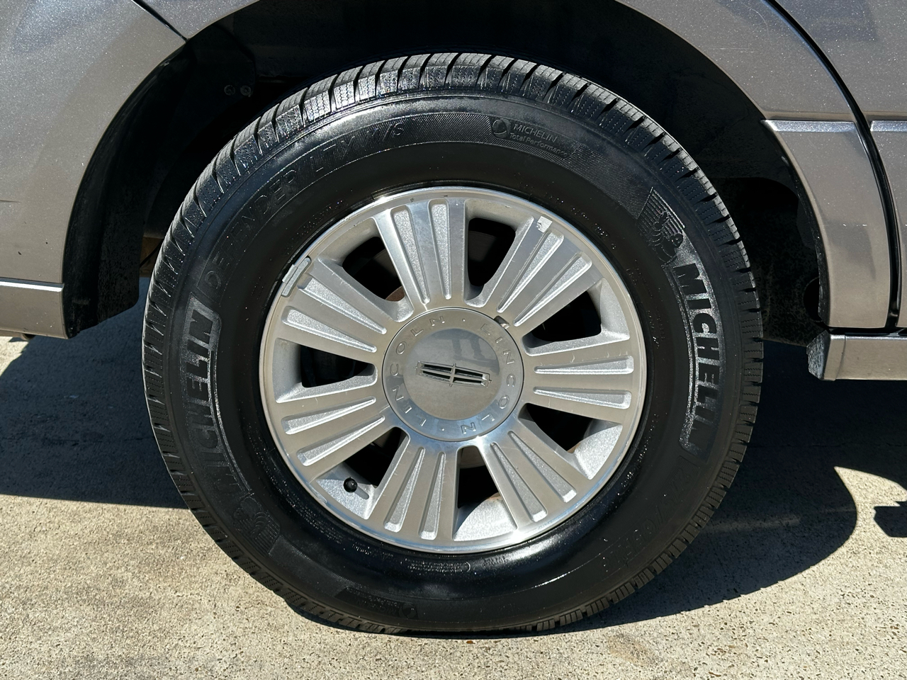 Lincoln Navigator 2WD 2012