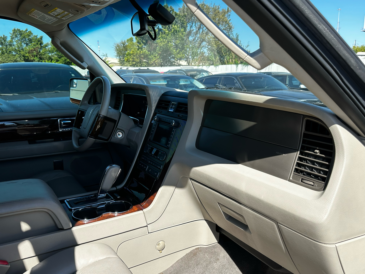 Lincoln Navigator 2WD 2012