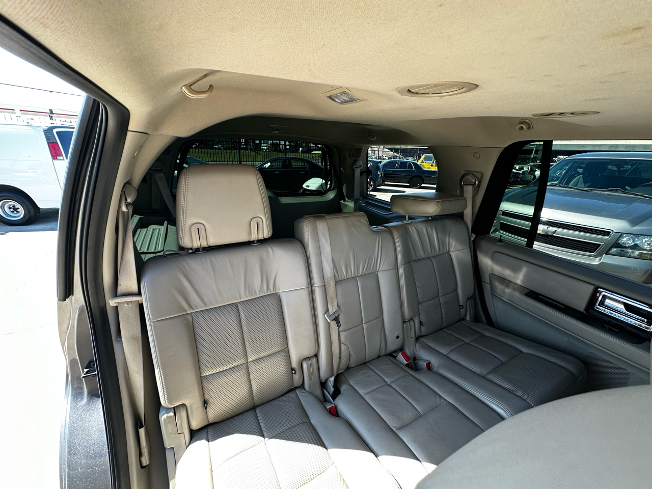 Lincoln Navigator 2WD 2012