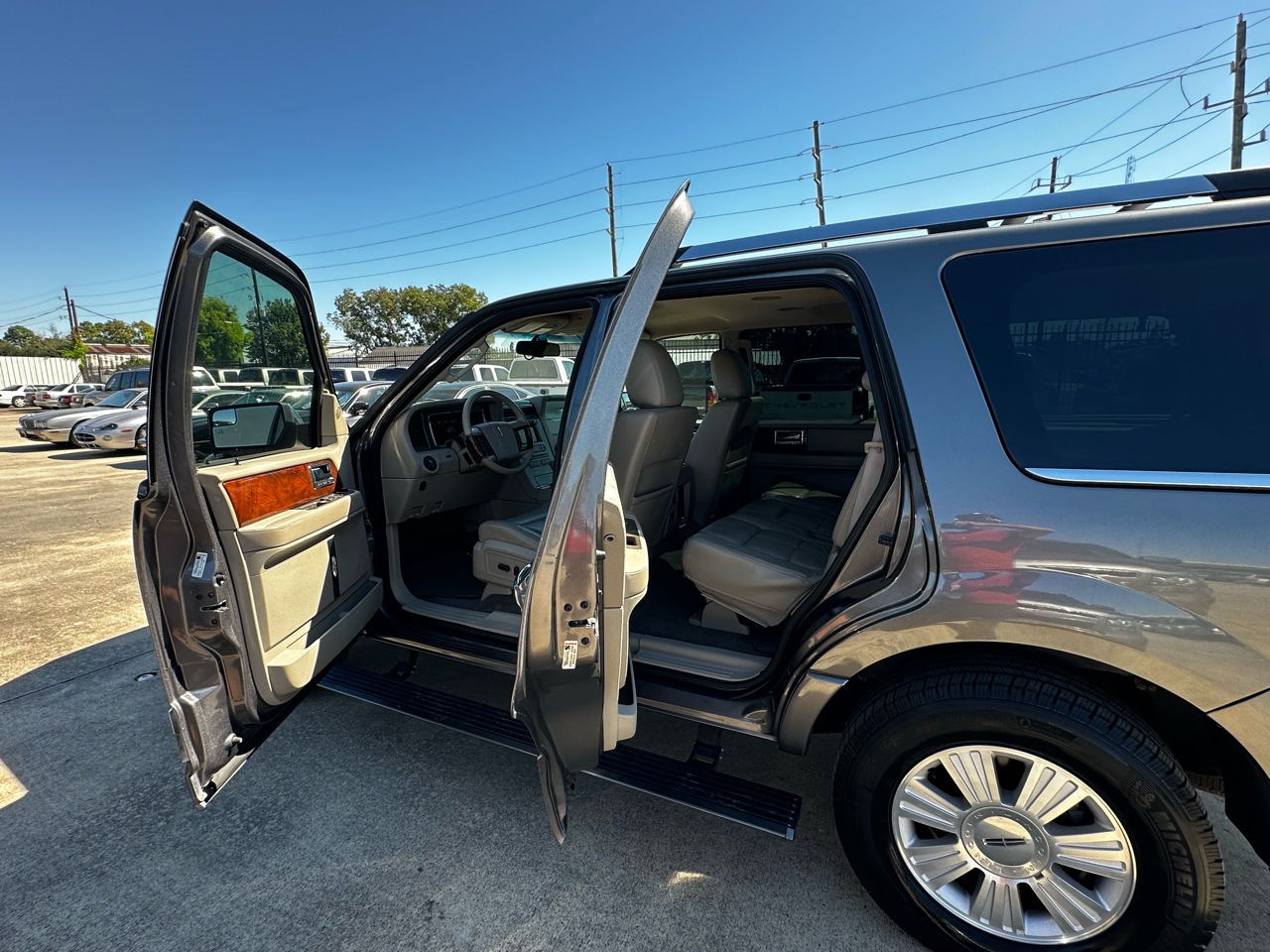 Lincoln Navigator 2WD 2012