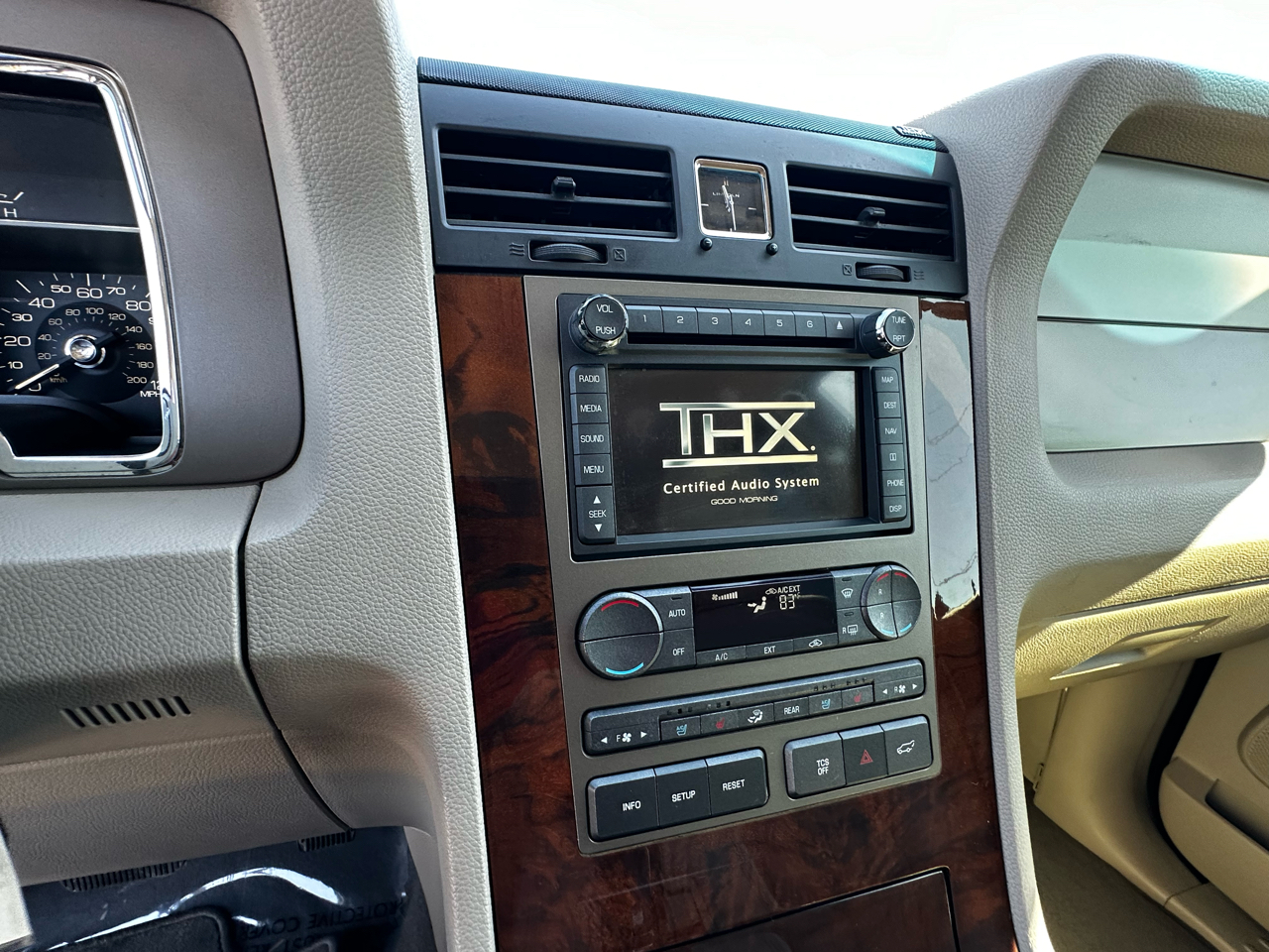 Lincoln Navigator 2WD 2012