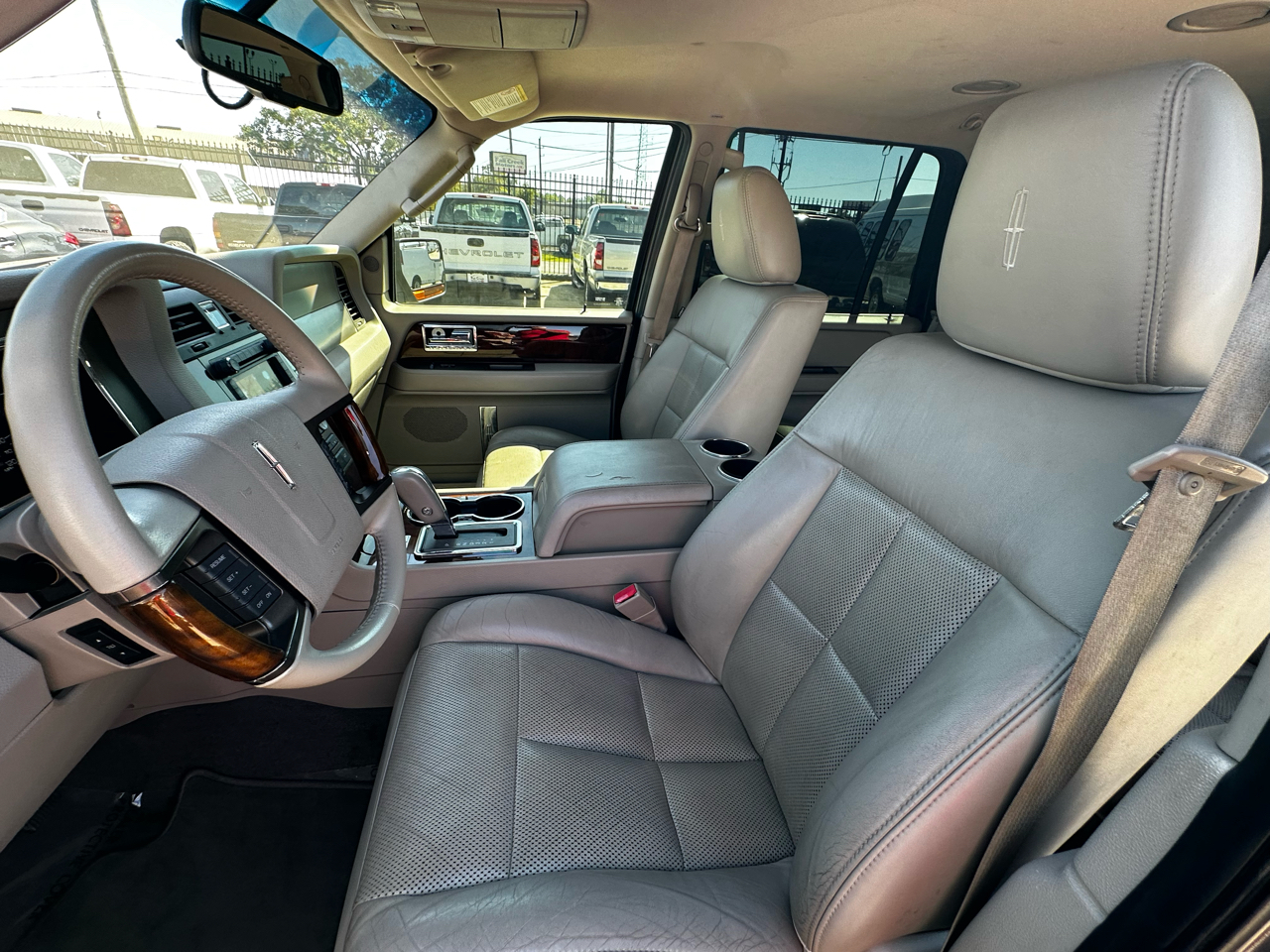 Lincoln Navigator 2WD 2012