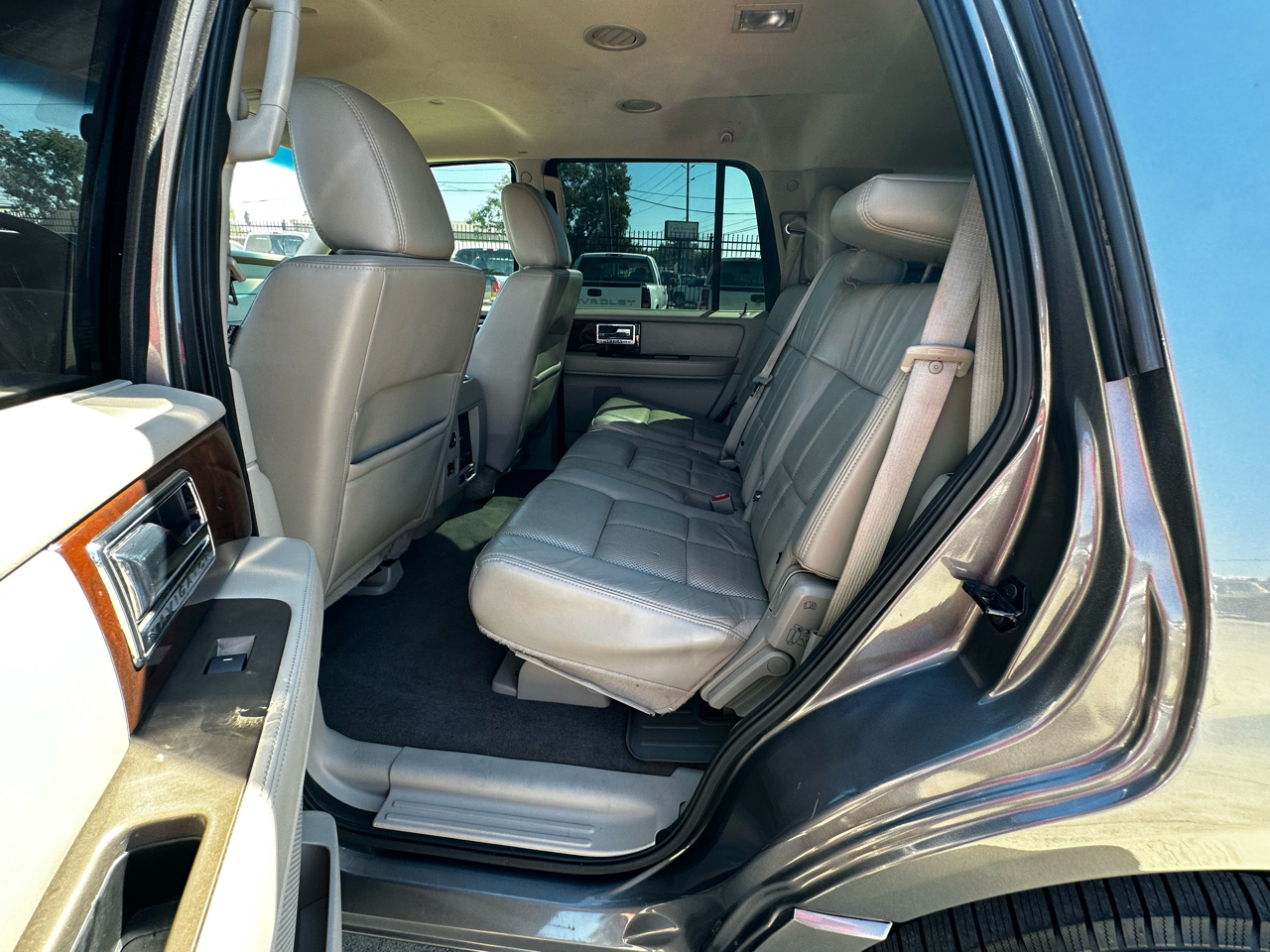 Lincoln Navigator 2WD 2012