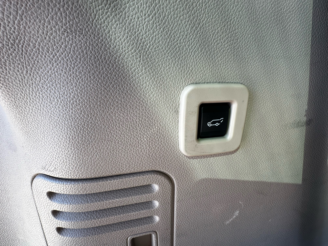 Lincoln Navigator 2WD 2012