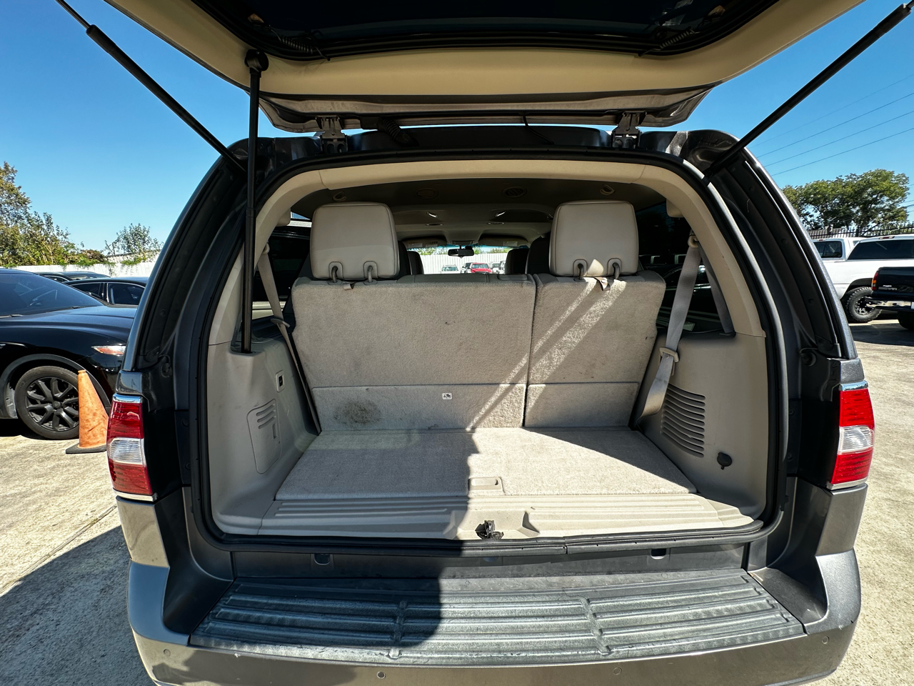 Lincoln Navigator 2WD 2012