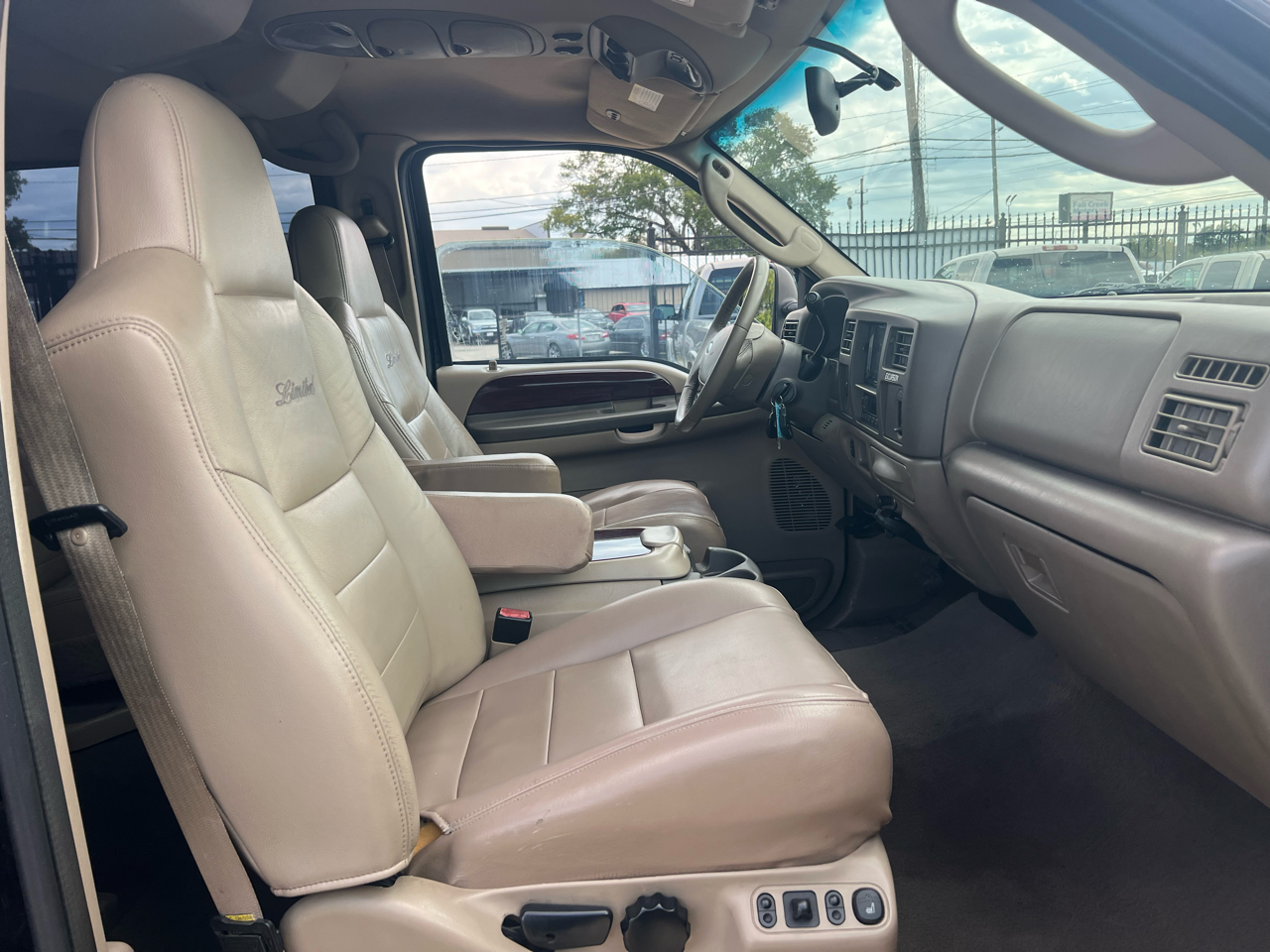 Ford Excursion Limited 6.0L 2WD 2004 Ford Excursion Limited 6.0L 2WD 2004