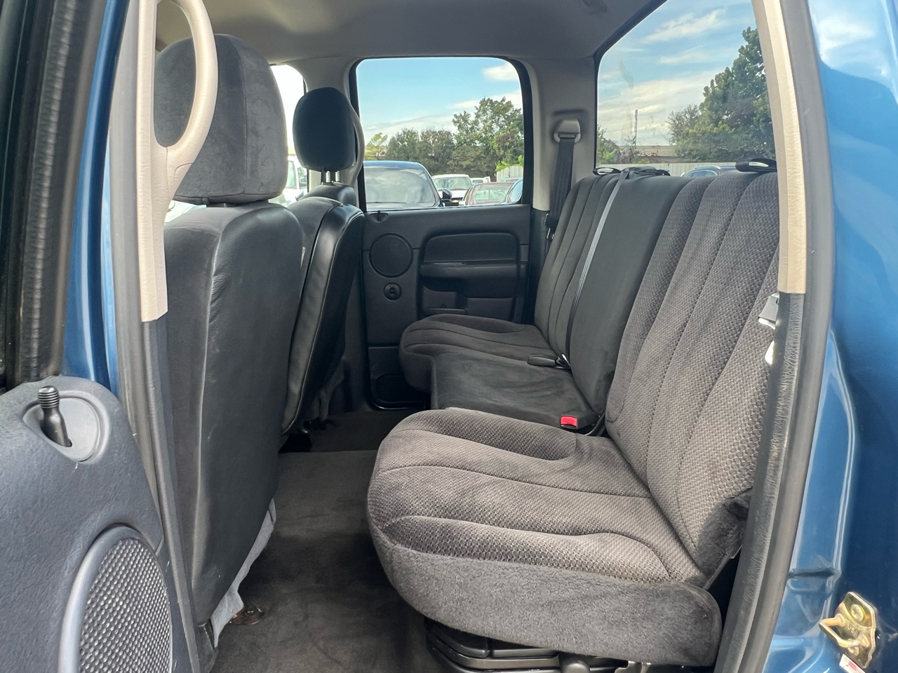 Dodge Ram 2500 SLT Quad Cab 2WD 2003 Dodge Ram 2500 SLT Quad Cab 2WD 2003