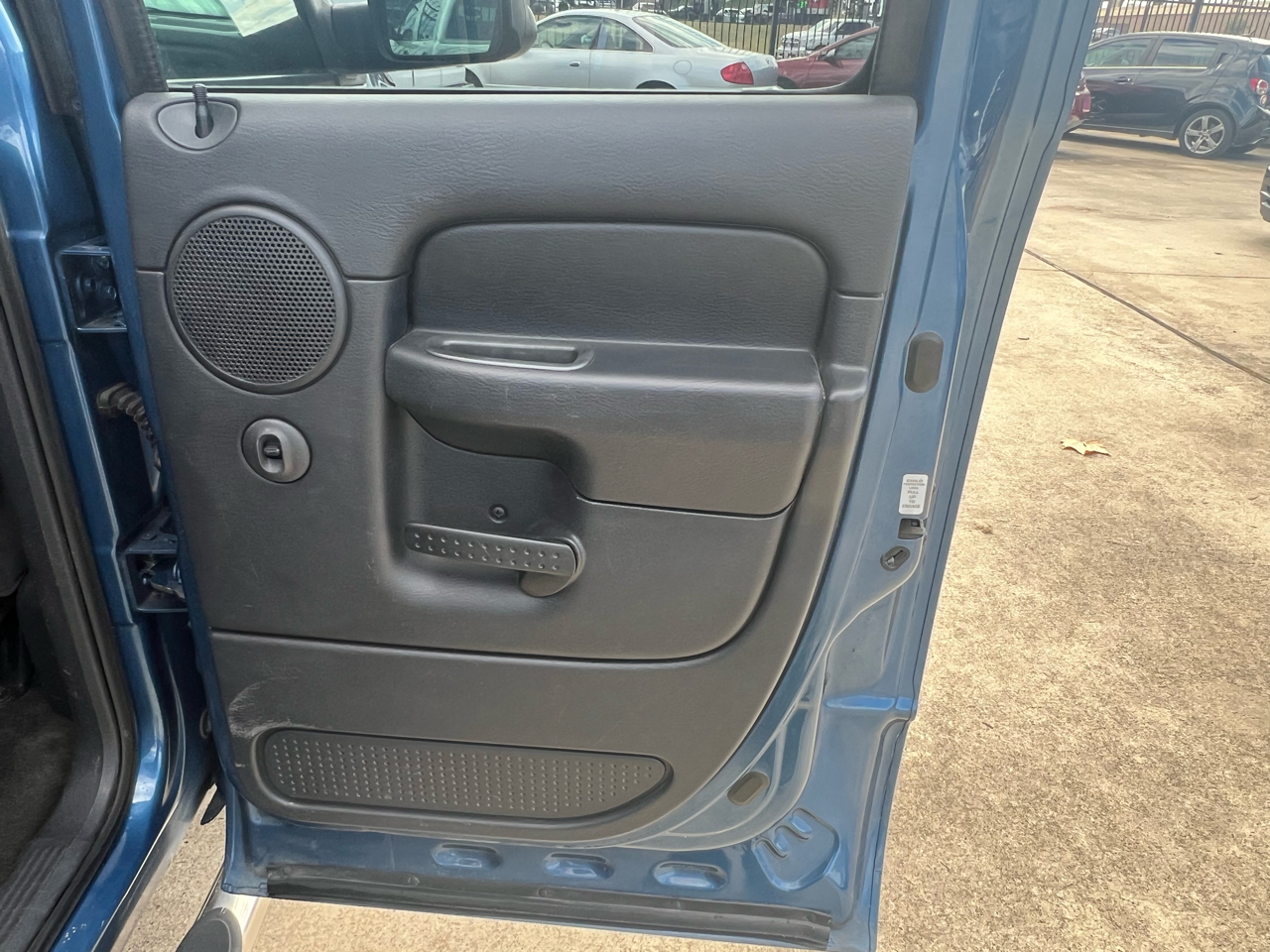 Dodge Ram 2500 SLT Quad Cab 2WD 2003 Dodge Ram 2500 SLT Quad Cab 2WD 2003