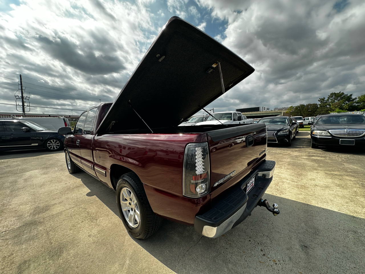 Chevrolet Silverado 1500 LS Ext. Cab Short Bed 2WD 2002 Chevrolet Silverado 1500 LS Ext. Cab Short Bed 2WD 2002