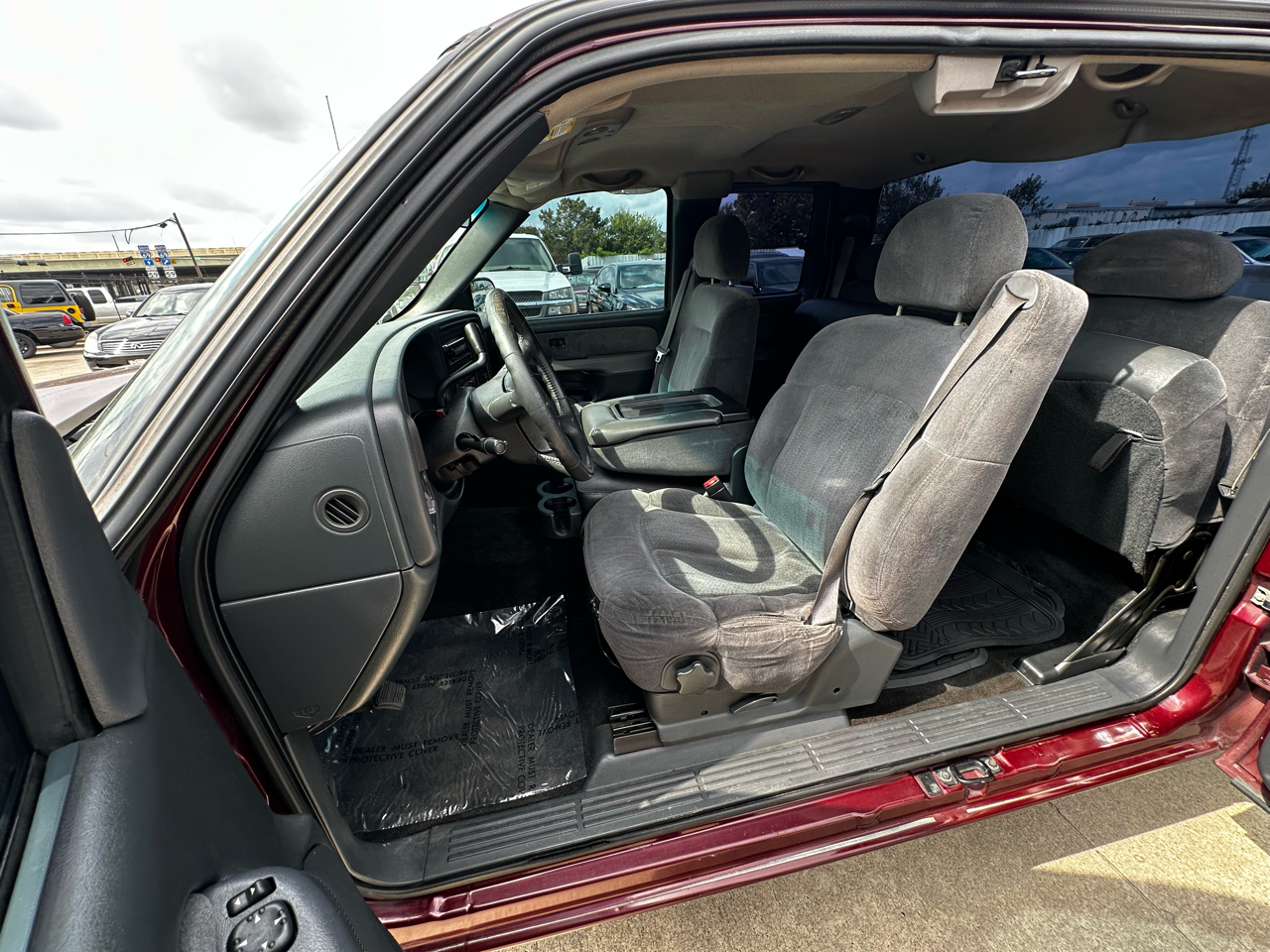 Chevrolet Silverado 1500 LS Ext. Cab Short Bed 2WD 2002 Chevrolet Silverado 1500 LS Ext. Cab Short Bed 2WD 2002