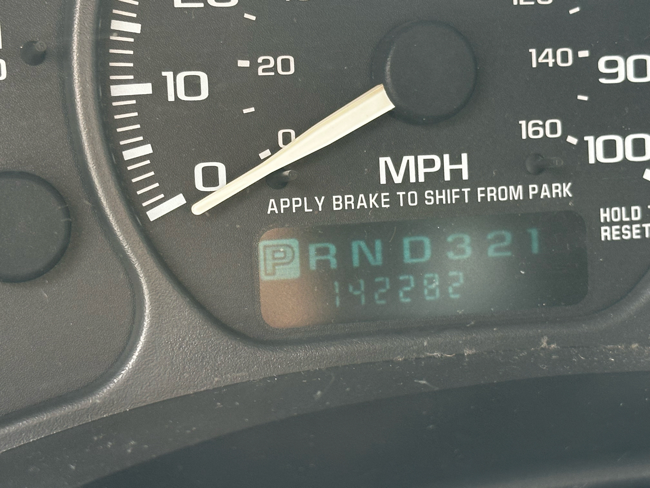 Chevrolet Silverado 1500 LS Ext. Cab Short Bed 2WD 2002 Chevrolet Silverado 1500 LS Ext. Cab Short Bed 2WD 2002