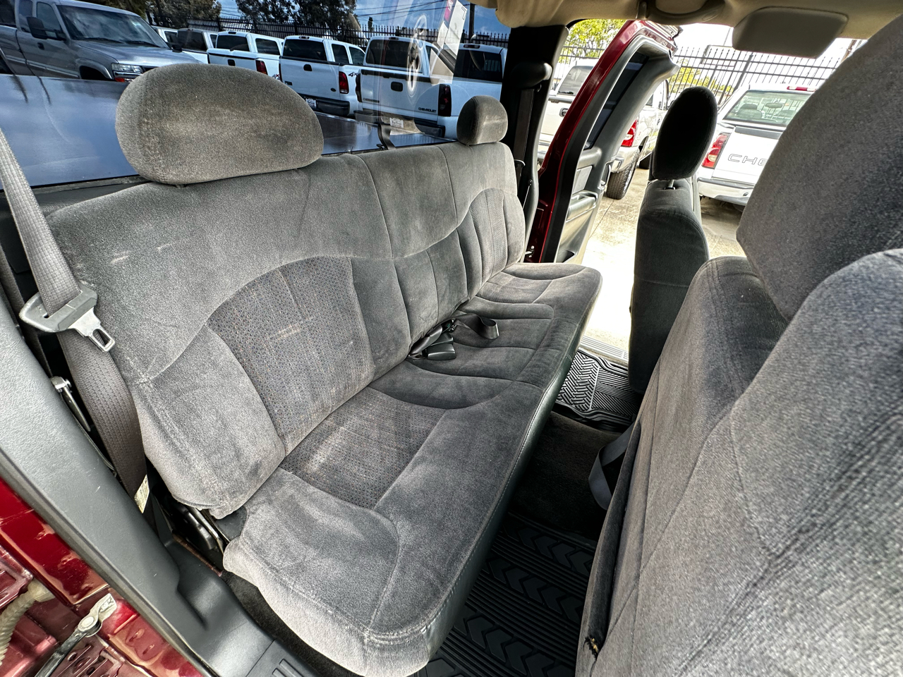 Chevrolet Silverado 1500 LS Ext. Cab Short Bed 2WD 2002 Chevrolet Silverado 1500 LS Ext. Cab Short Bed 2WD 2002