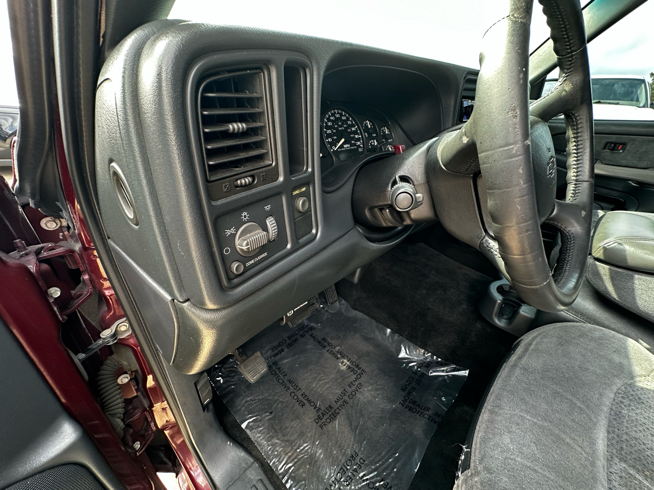 Chevrolet Silverado 1500 LS Ext. Cab Short Bed 2WD 2002 Chevrolet Silverado 1500 LS Ext. Cab Short Bed 2WD 2002