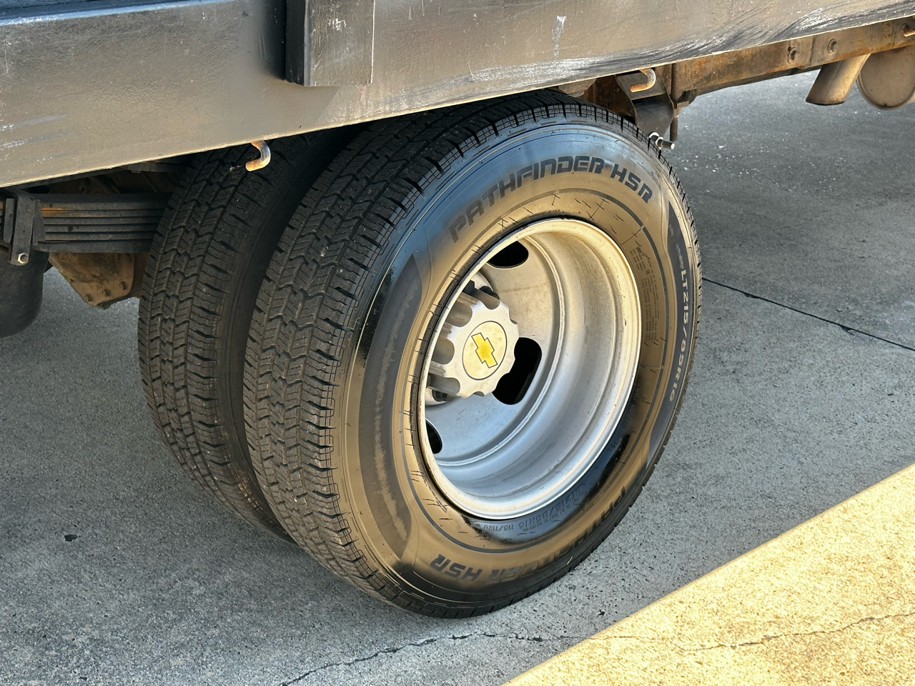 Chevrolet Silverado 3500 Regular Cab 2WD 2004