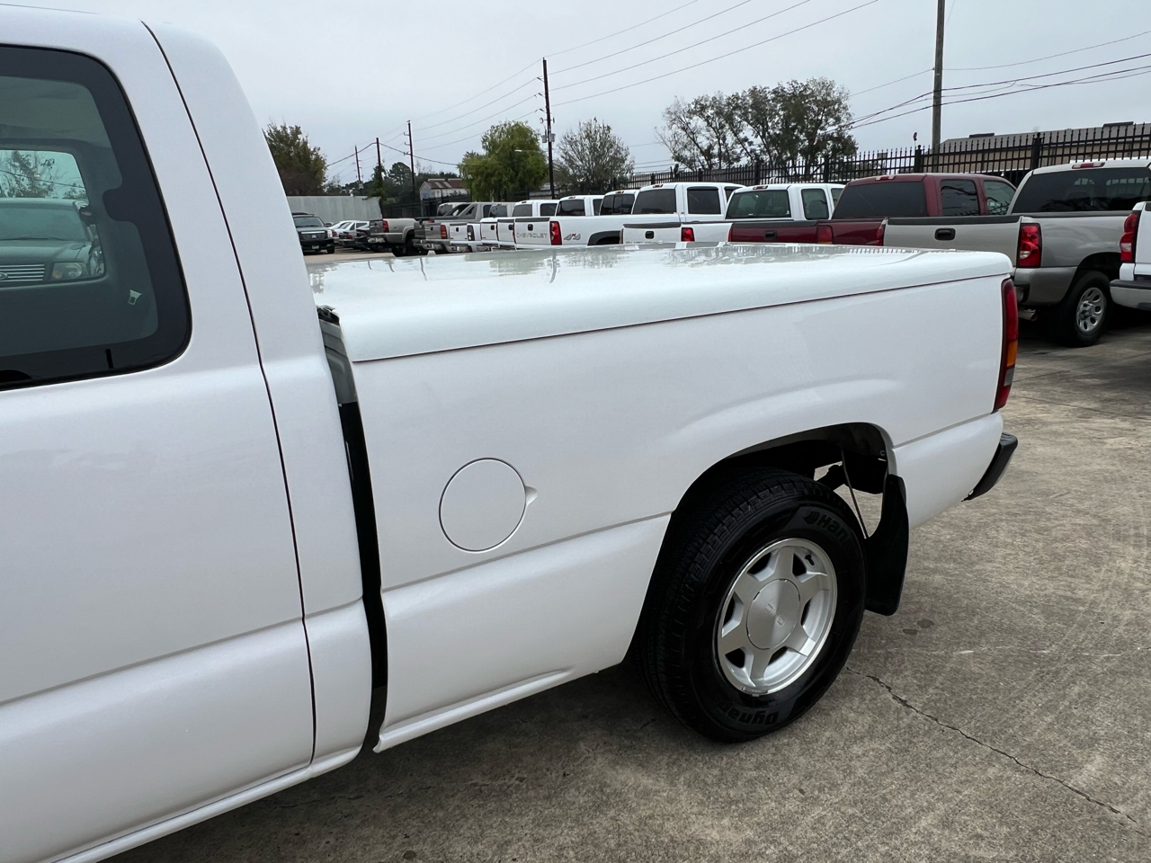 GMC Sierra 1500 Ext. Cab Short Bed 2WD 2003