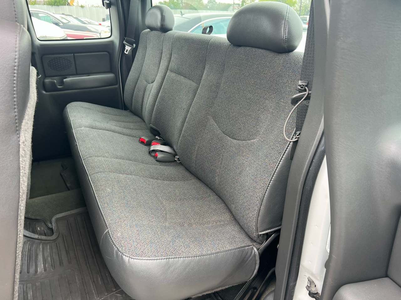 GMC Sierra 1500 Ext. Cab Short Bed 2WD 2003