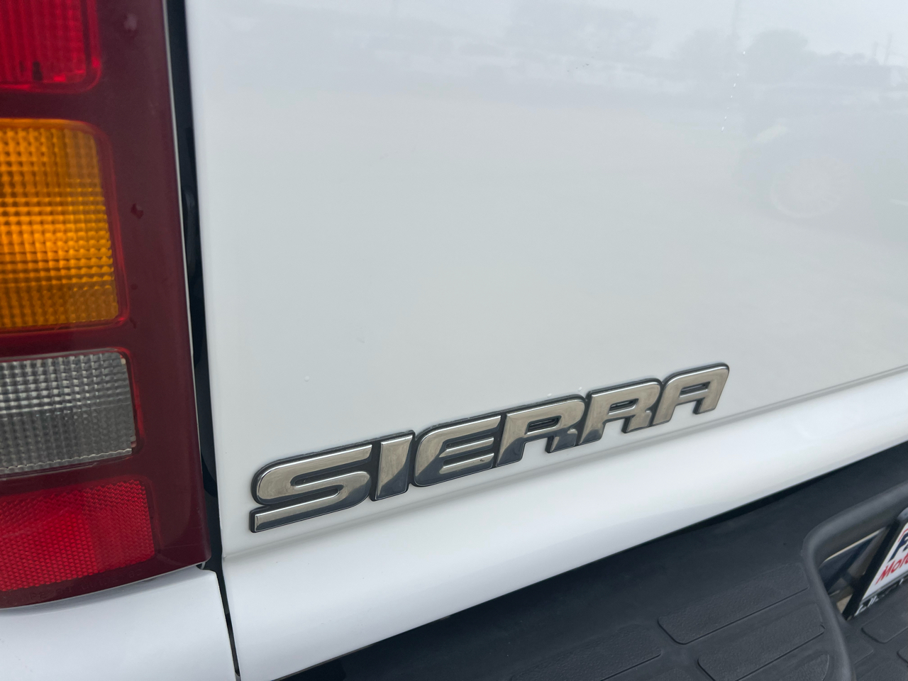 GMC Sierra 1500 Ext. Cab Short Bed 2WD 2003