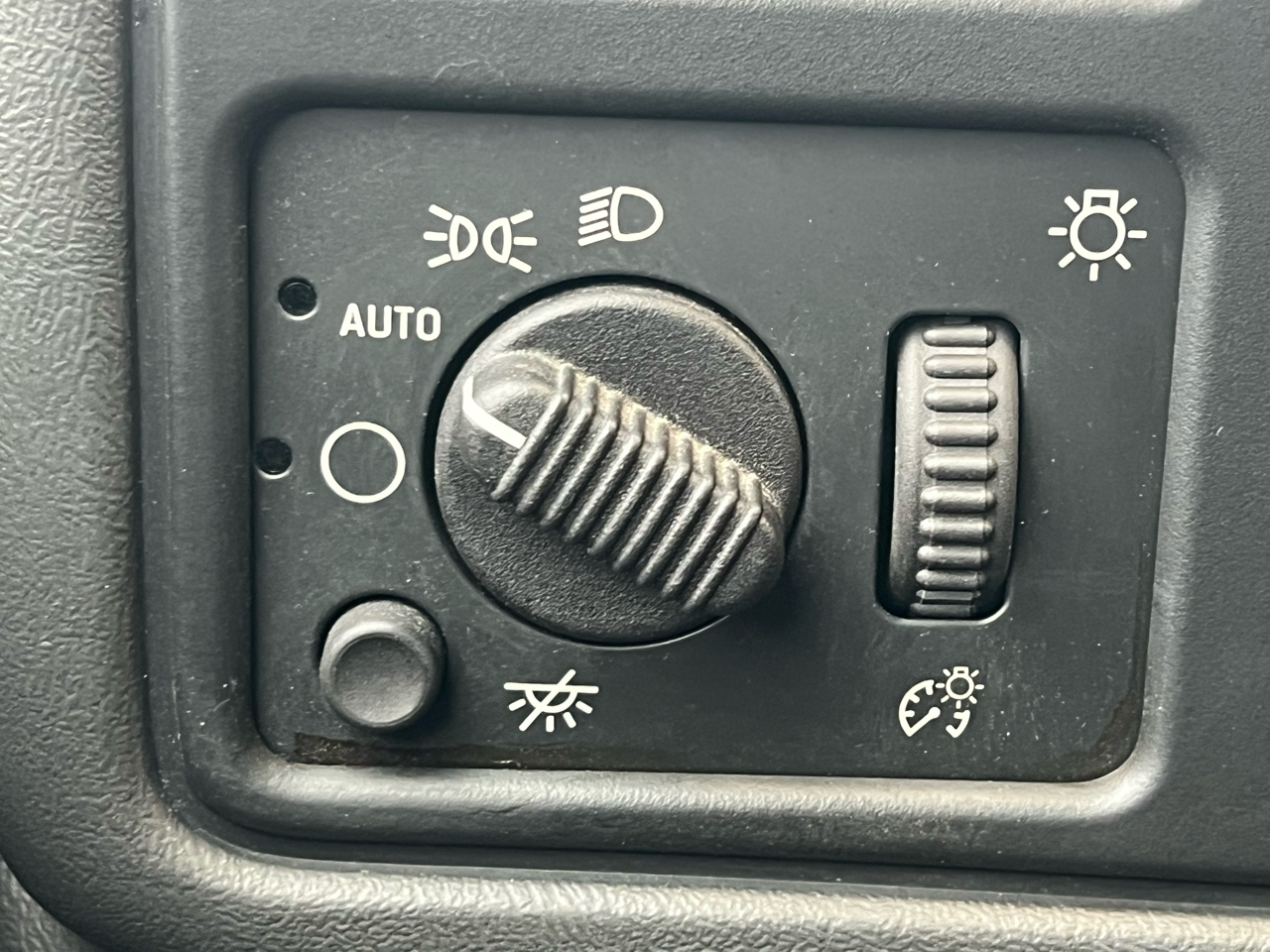 GMC Sierra 1500 Ext. Cab Short Bed 2WD 2003