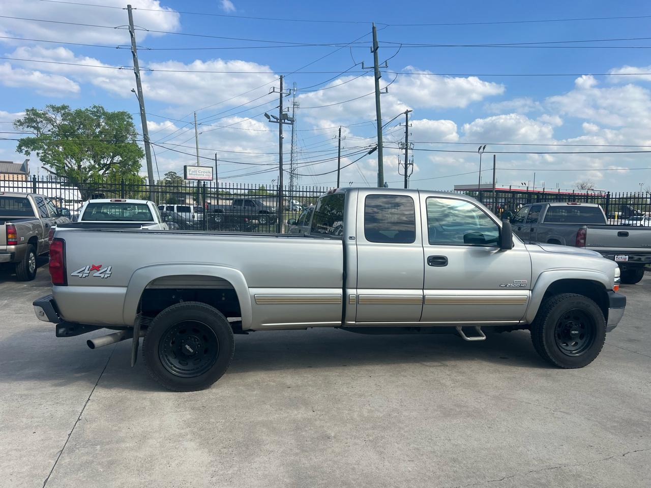 Chevrolet Silverado 2500HD Ext. Cab Long Bed 4WD 2002