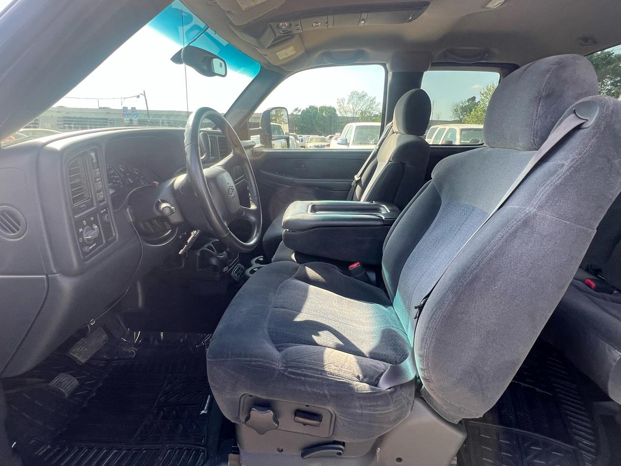 Chevrolet Silverado 2500HD Ext. Cab Long Bed 4WD 2002