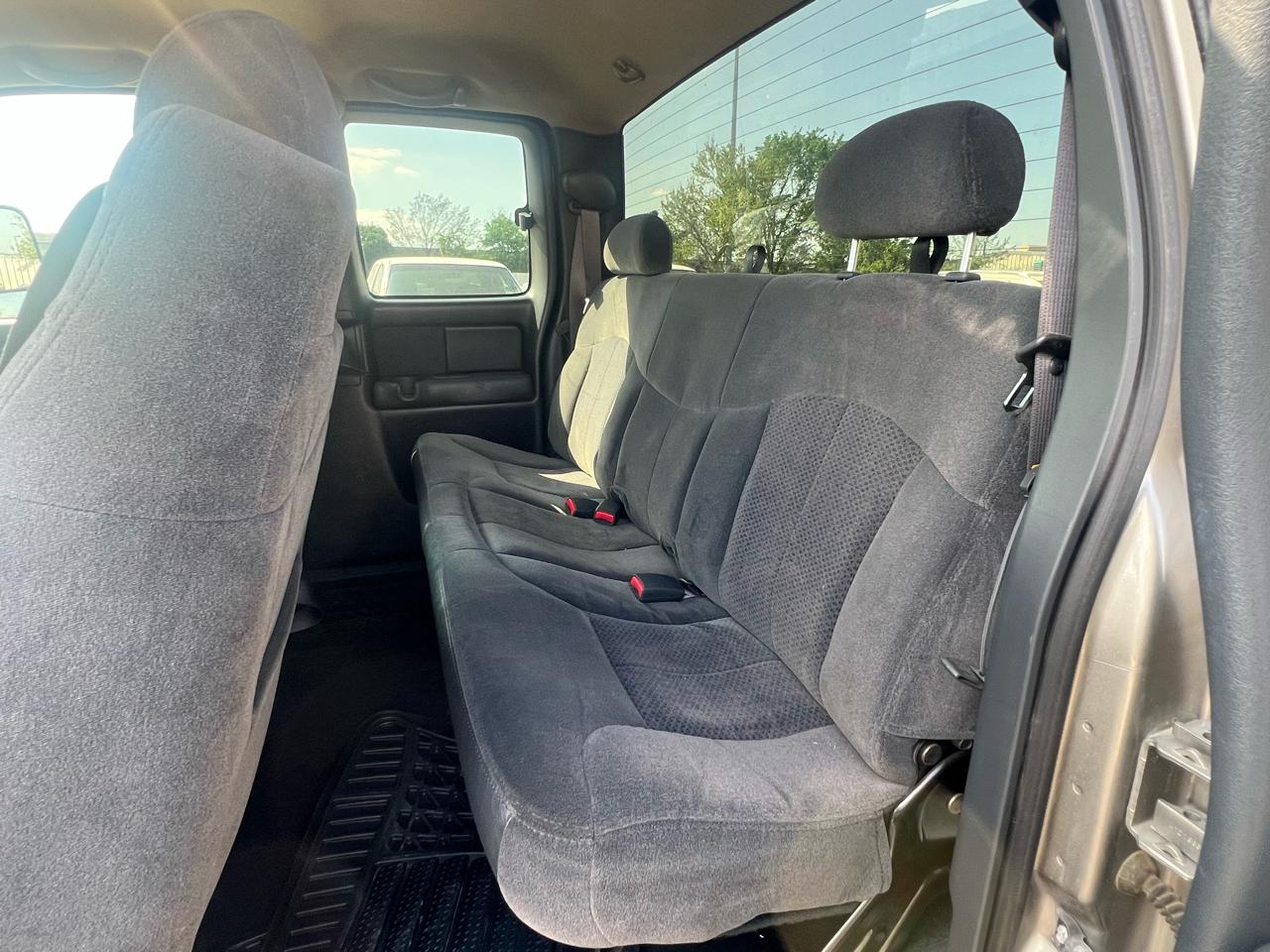 Chevrolet Silverado 2500HD Ext. Cab Long Bed 4WD 2002