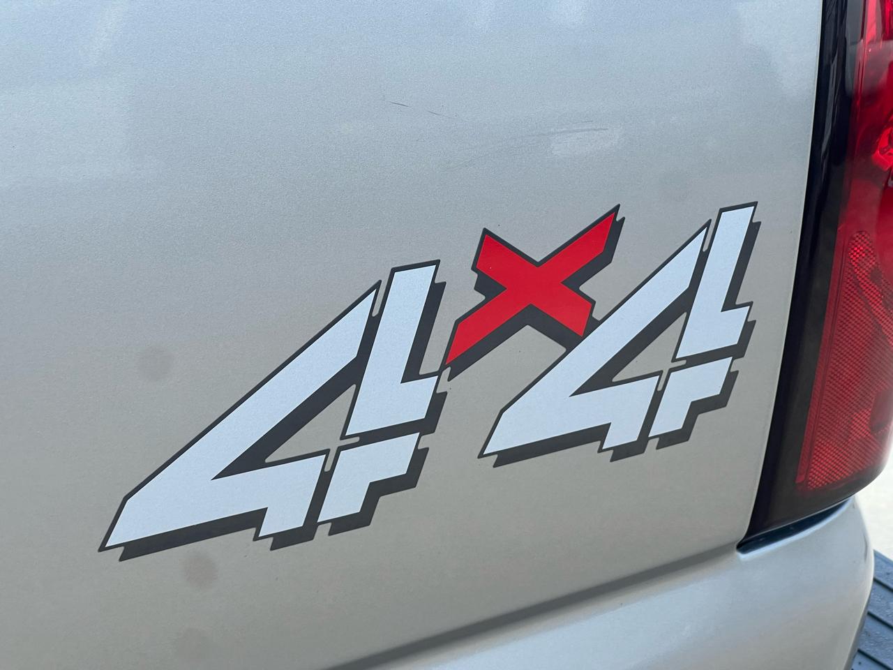 Chevrolet Silverado 2500HD Ext. Cab Long Bed 4WD 2002