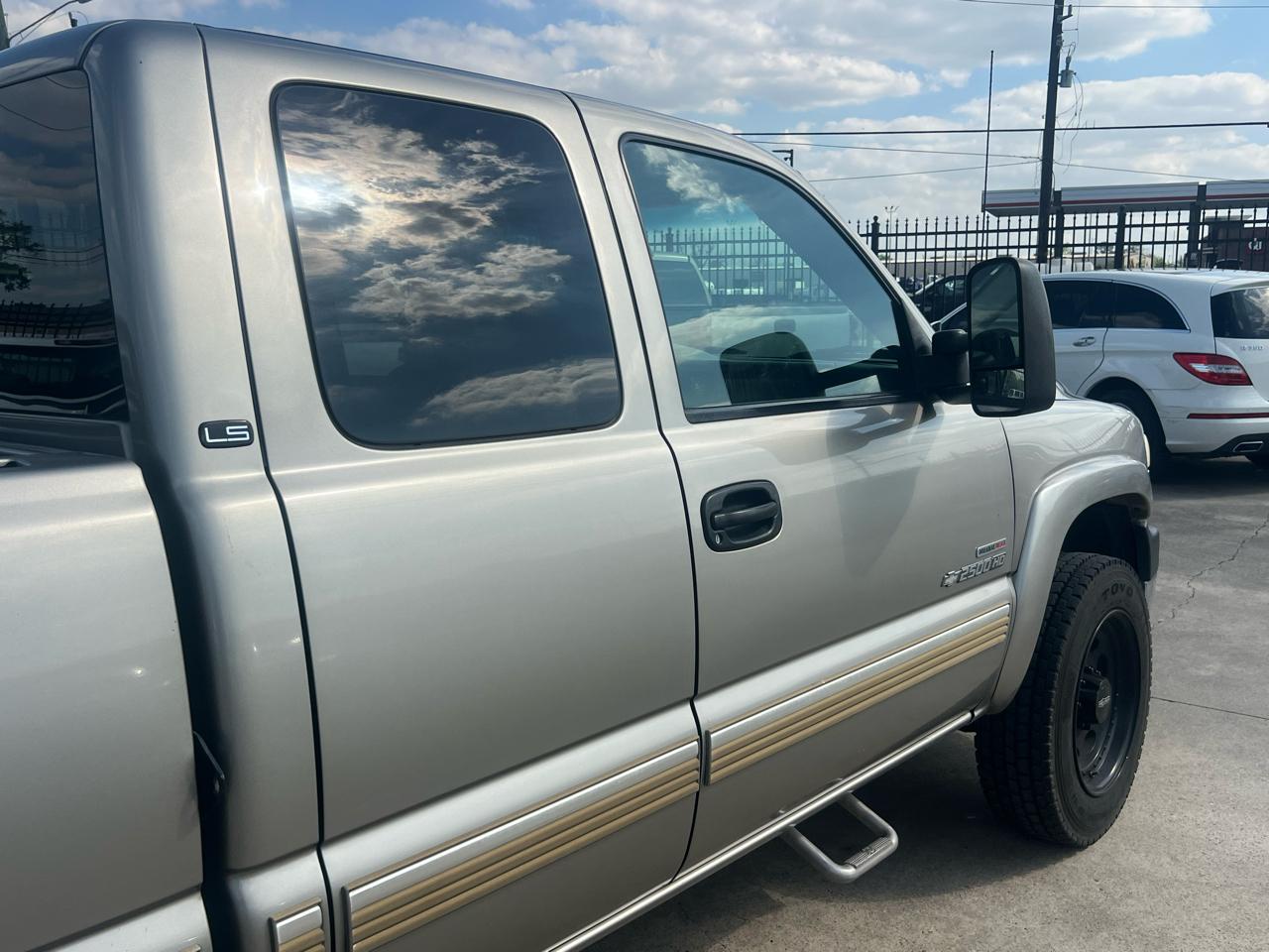 Chevrolet Silverado 2500HD Ext. Cab Long Bed 4WD 2002