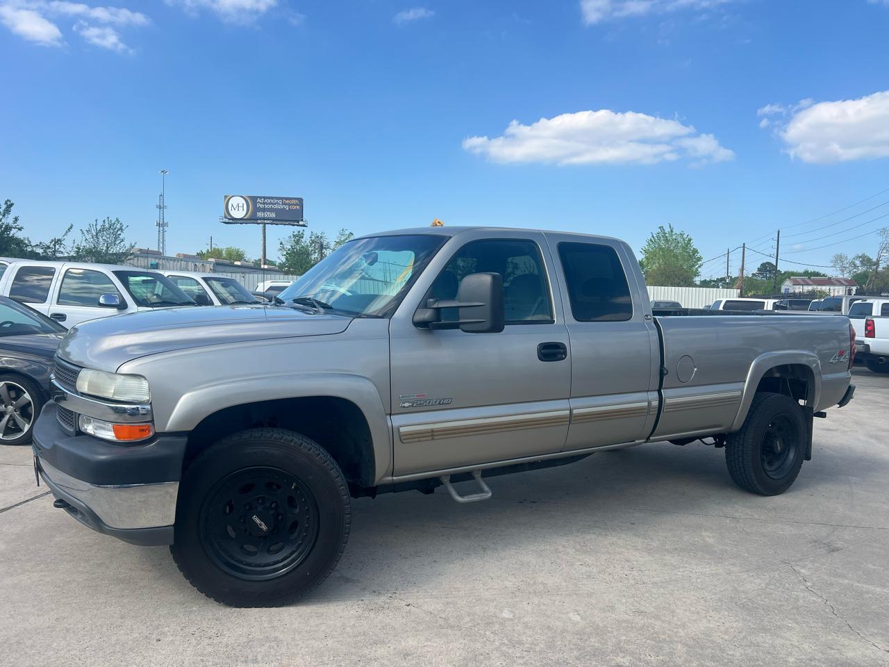 Chevrolet Silverado 2500HD Ext. Cab Long Bed 4WD 2002