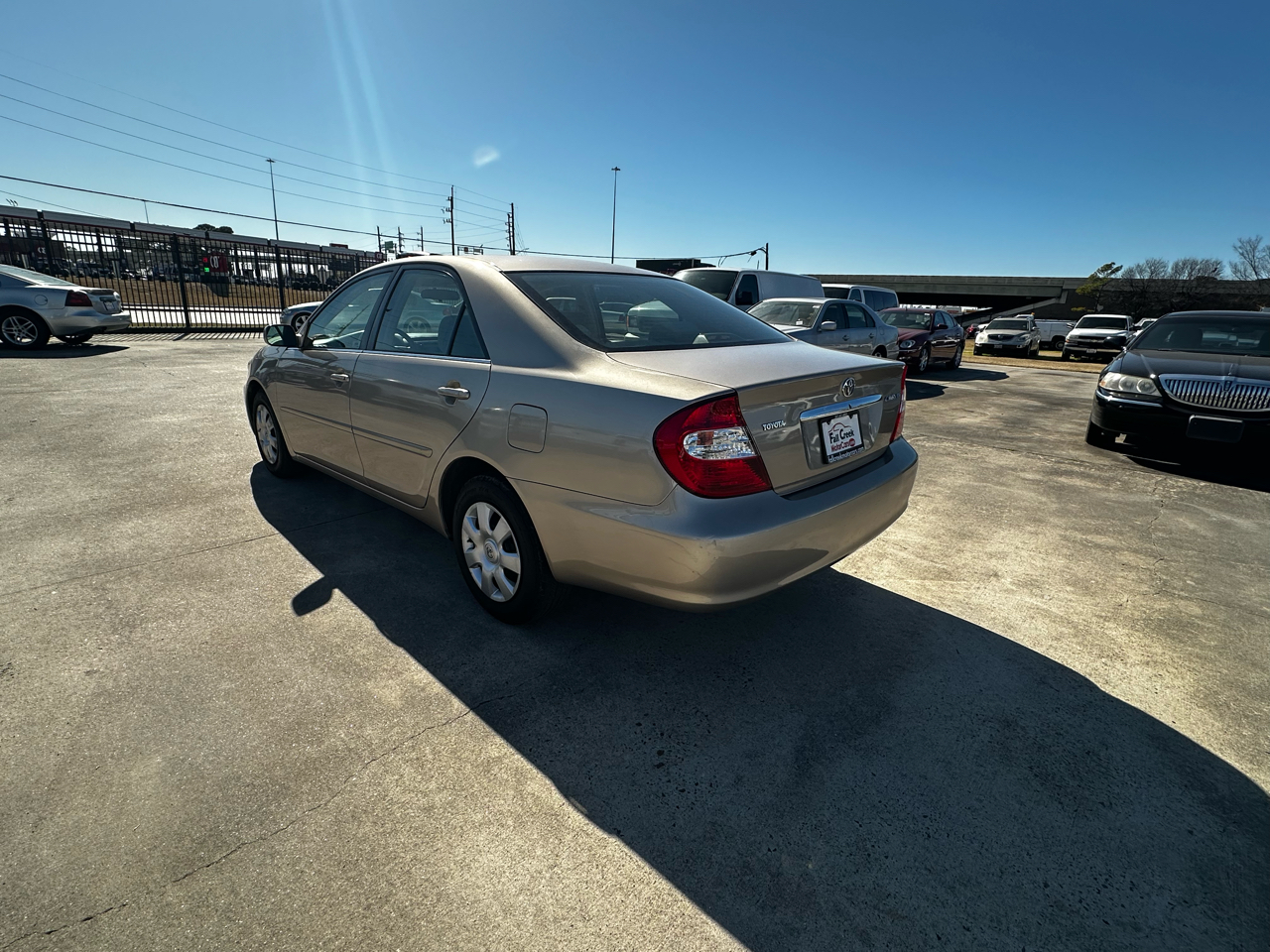 Toyota Camry LE 2003