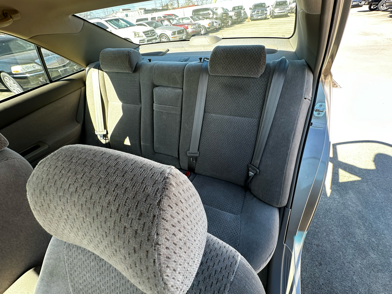 Toyota Camry LE 2003