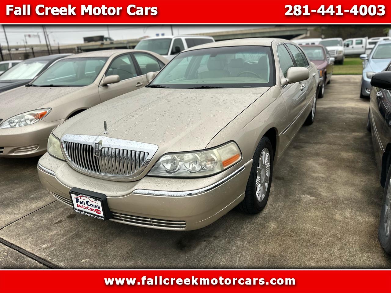 2008 Lincoln Town Car Signature L's photo