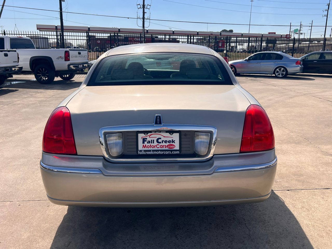 Lincoln Town Car Signature L 2008