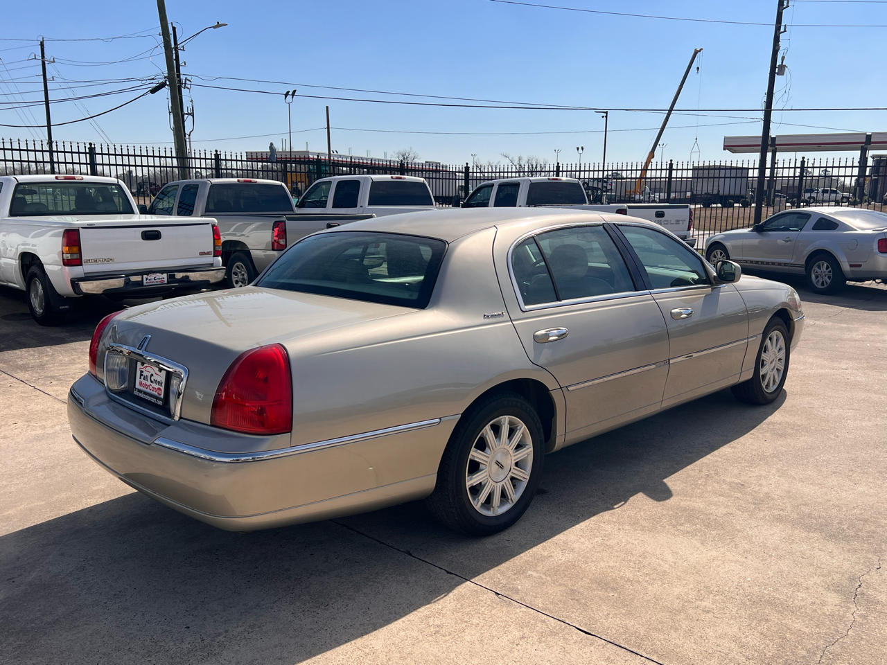 Lincoln Town Car Signature L 2008