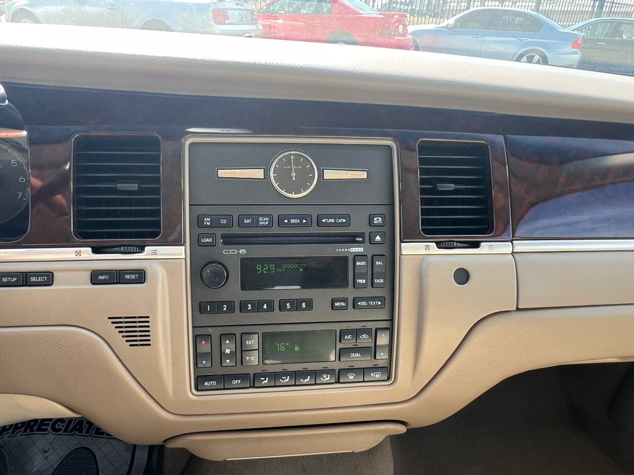 Lincoln Town Car Signature L 2008